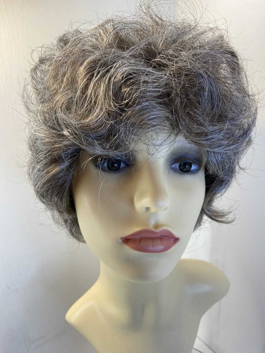 New stylish salt and pepper grey wig gwm315