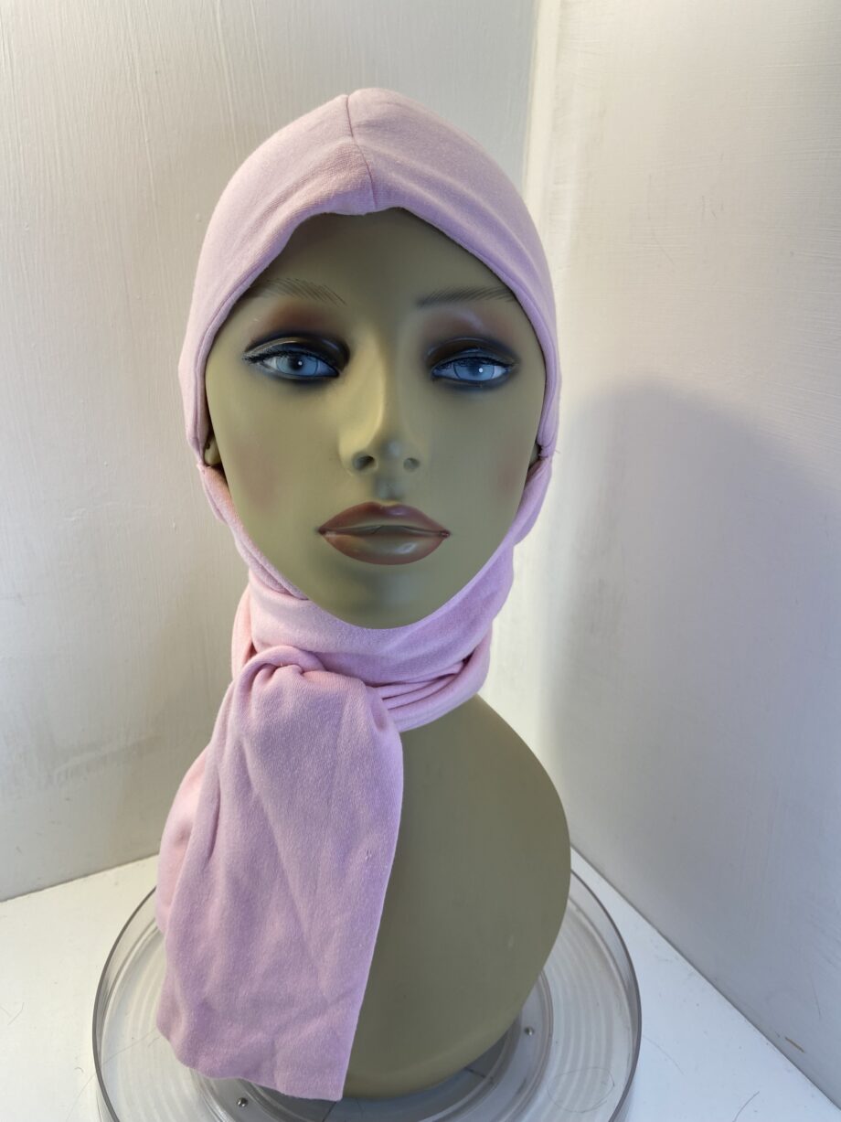 Pink headwear. 110