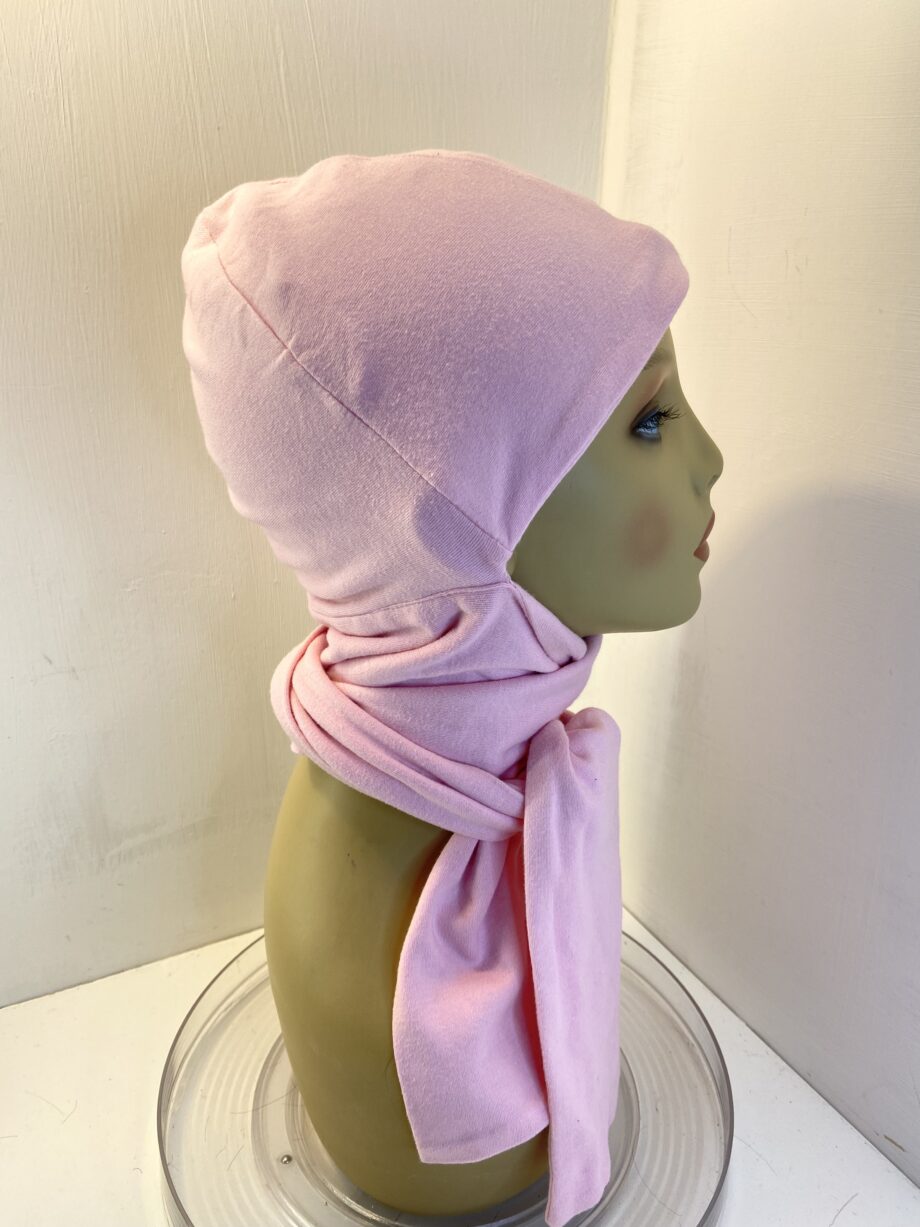Pink headwear. 110