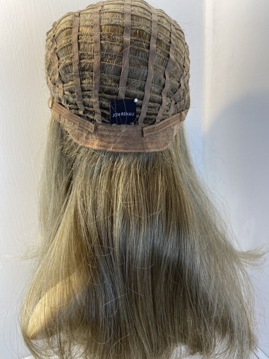 Stylish Long blonde Jon Renau wig. Blls716