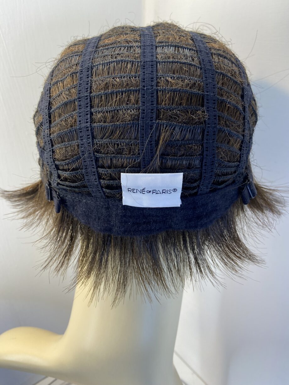 New modern stylish brown boxed wig. Rene of Paris. Bbrss480