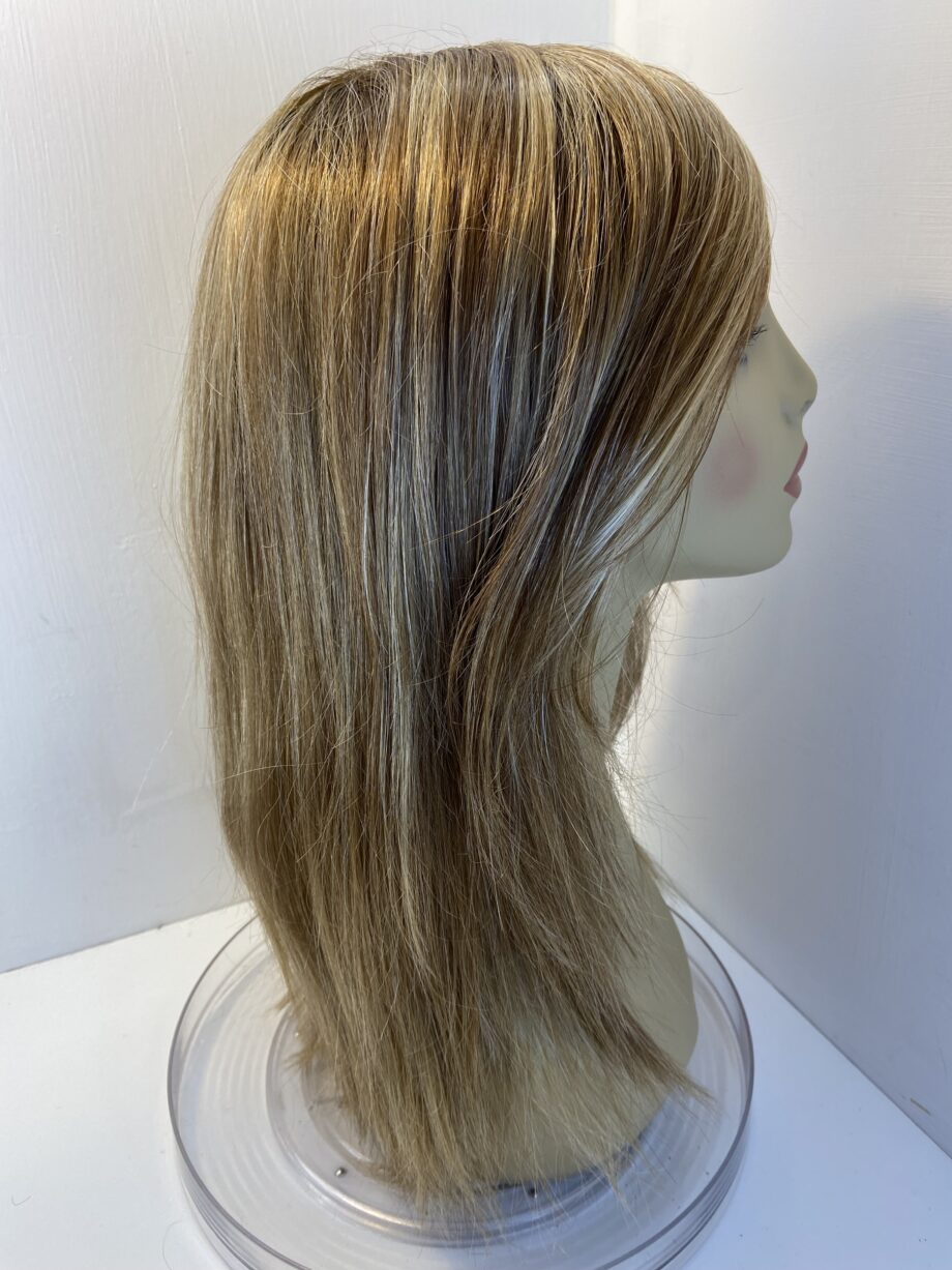 Blonde long Dimples wig. Bbls724