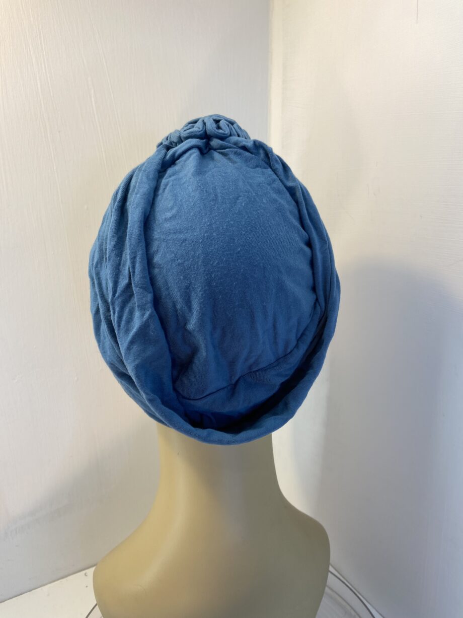 Blue hat. 117