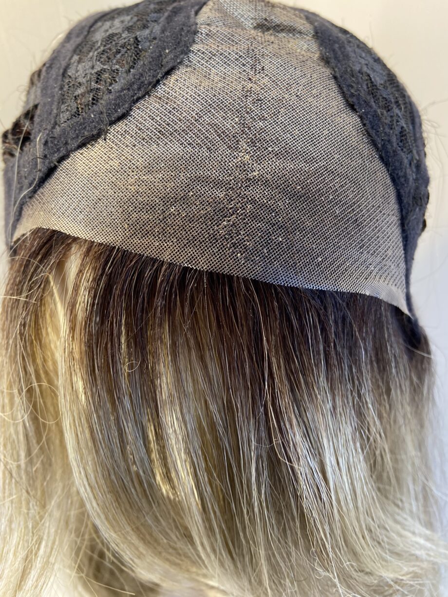 New blonde long Rene of Paris wig. Bbrls482