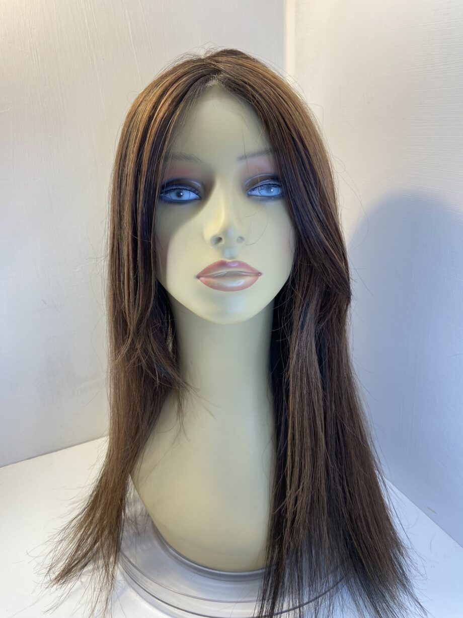 Extra long brown wig. Brls802