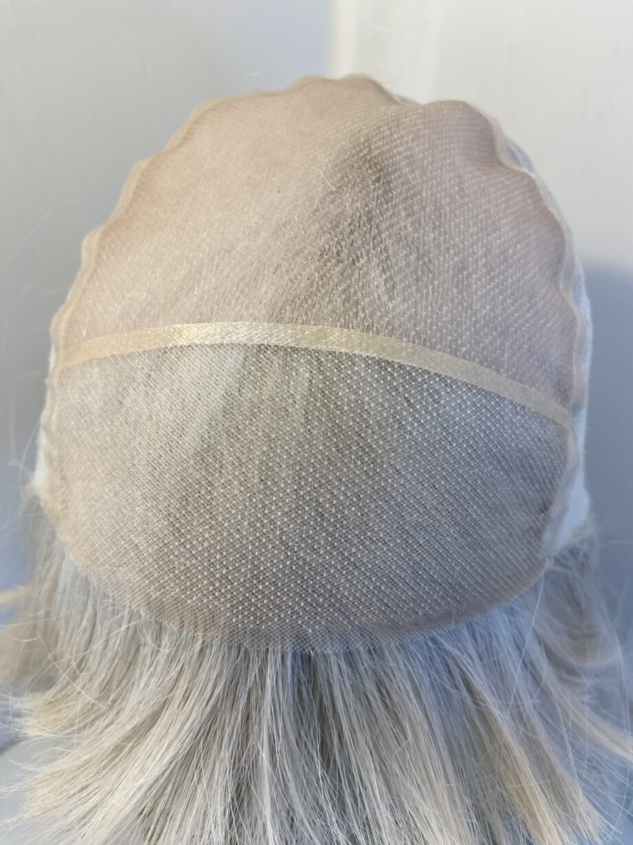 Silver white mid length wig. Sms803
