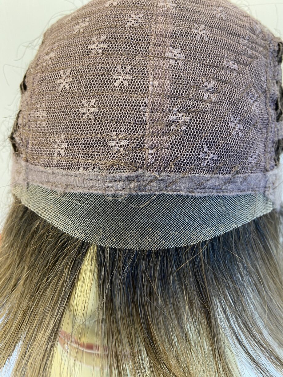 Ellen Willie designer boxed wig. brown. Bbrms482