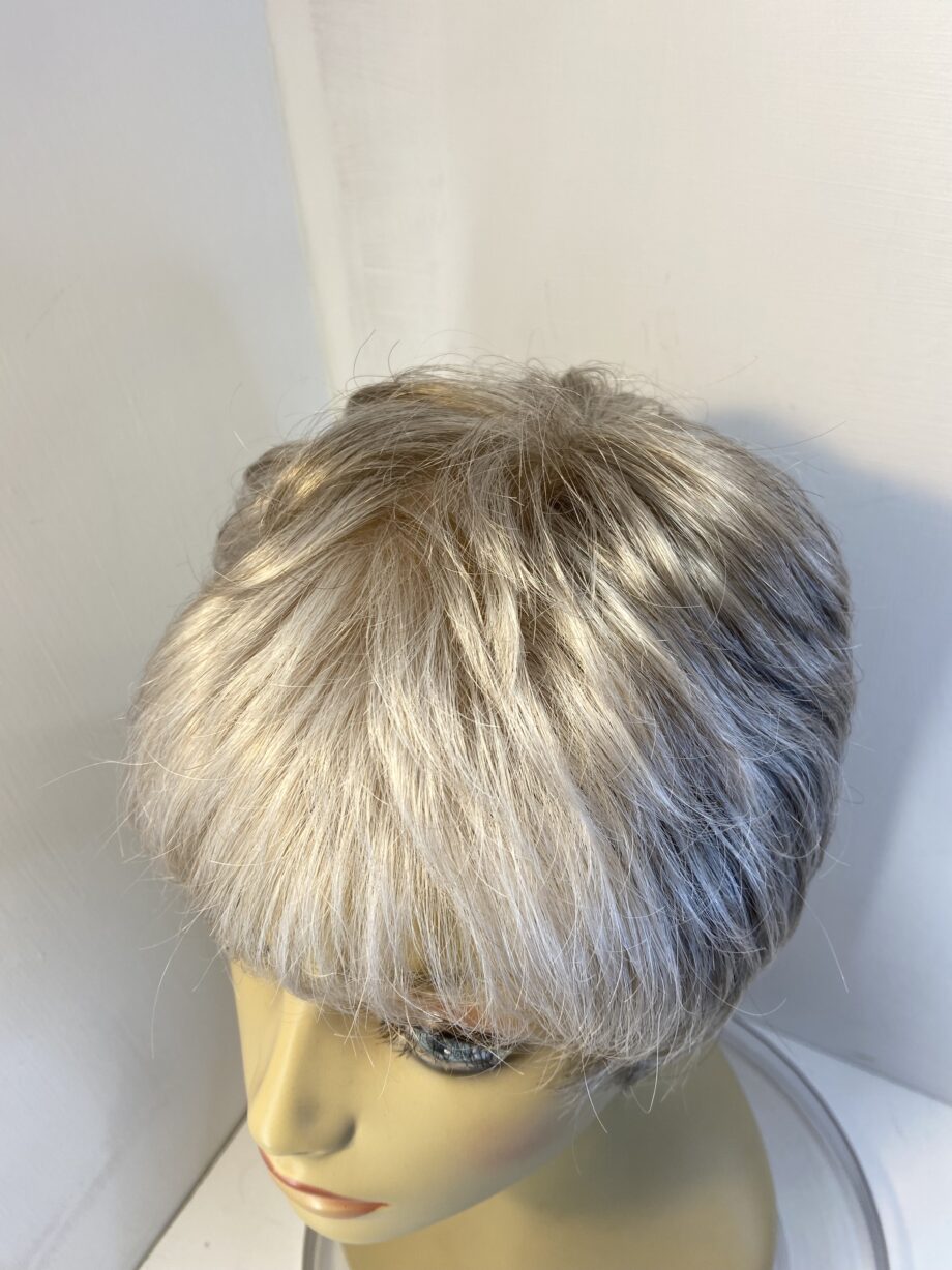 Silver dimples designed wig. Gsw805