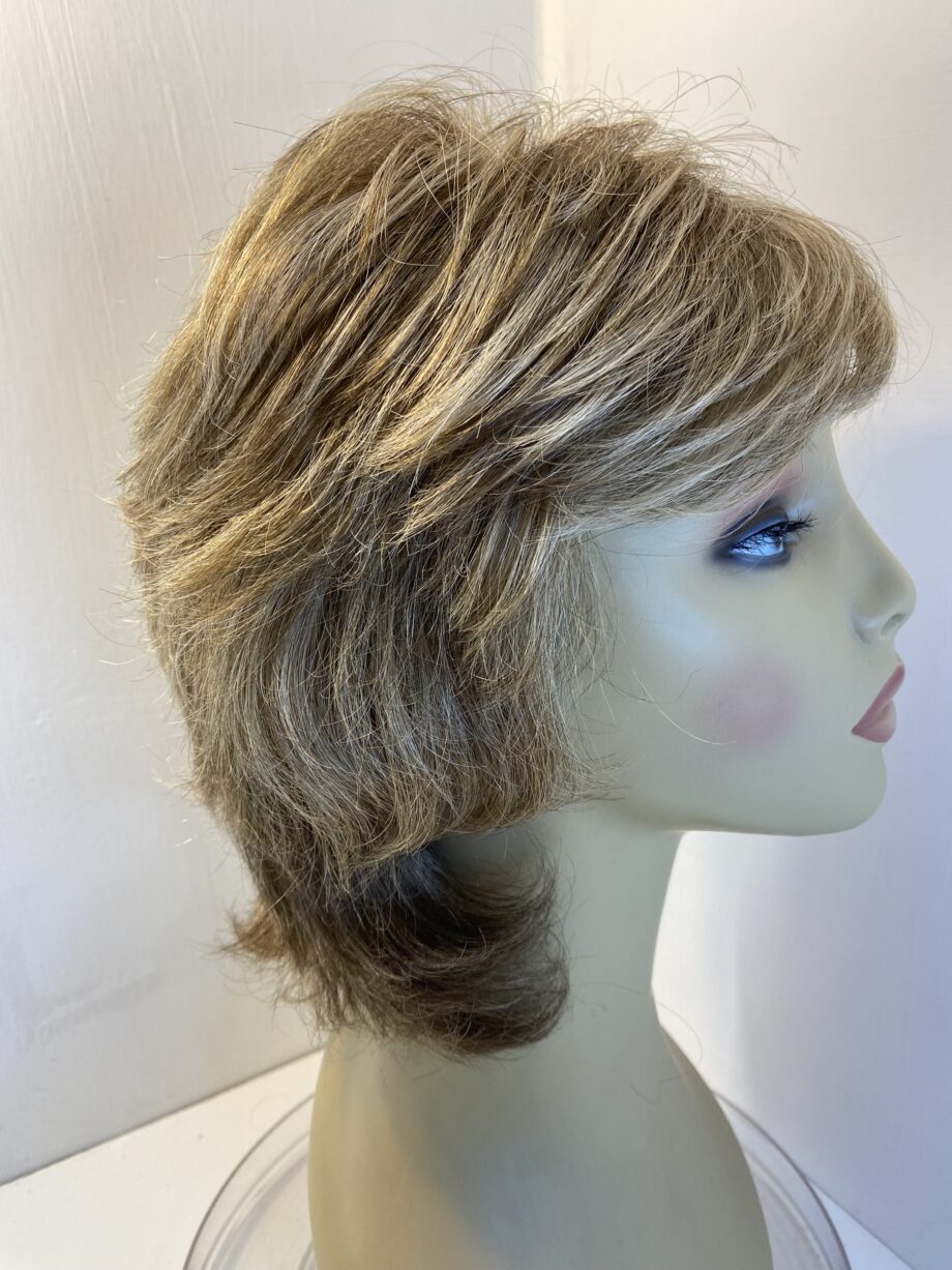 Gabor blonde wig. Blsw806