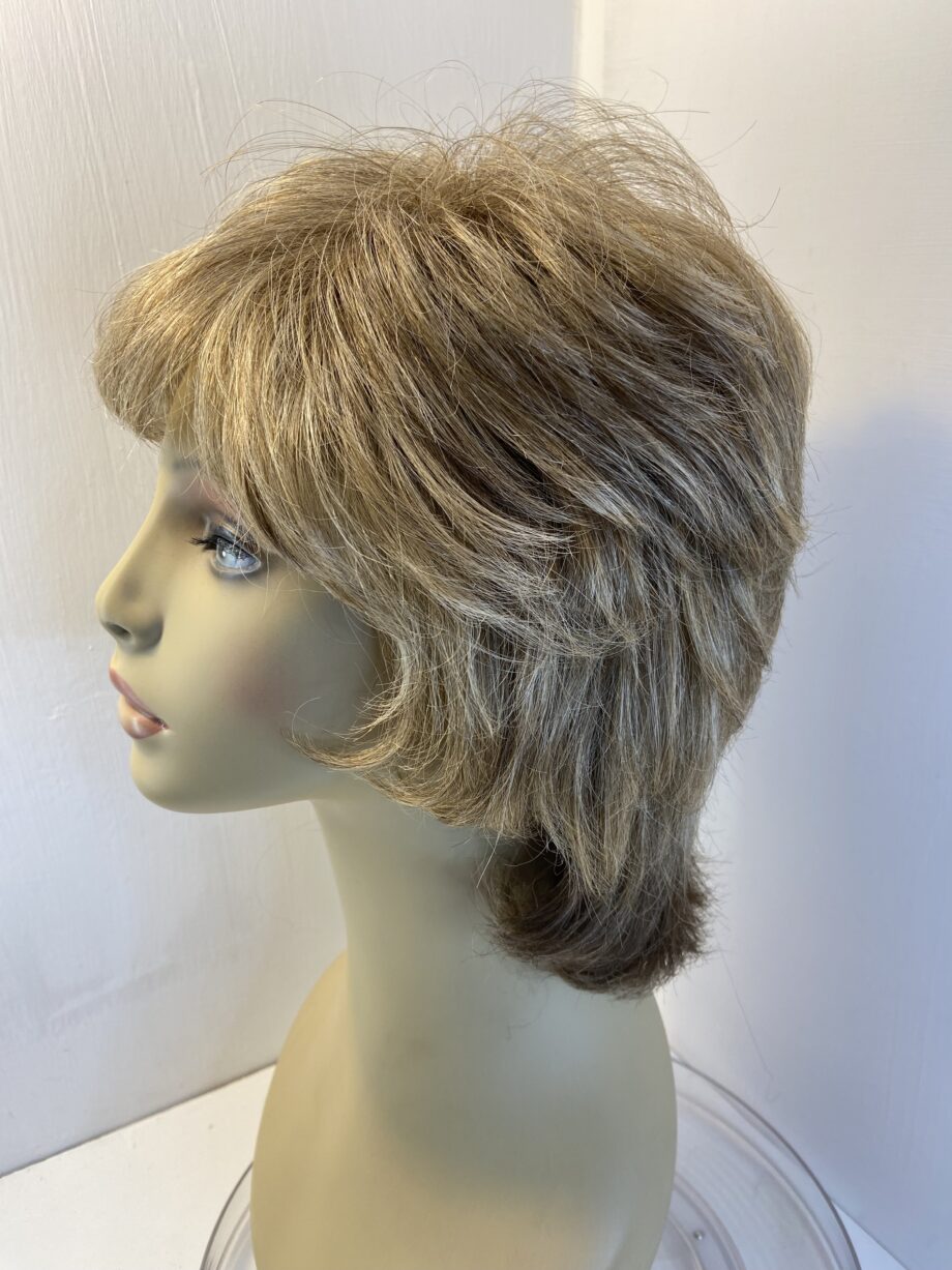 Gabor blonde wig. Blsw806