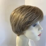 Short superb blonde Adolfo wig. Blss808