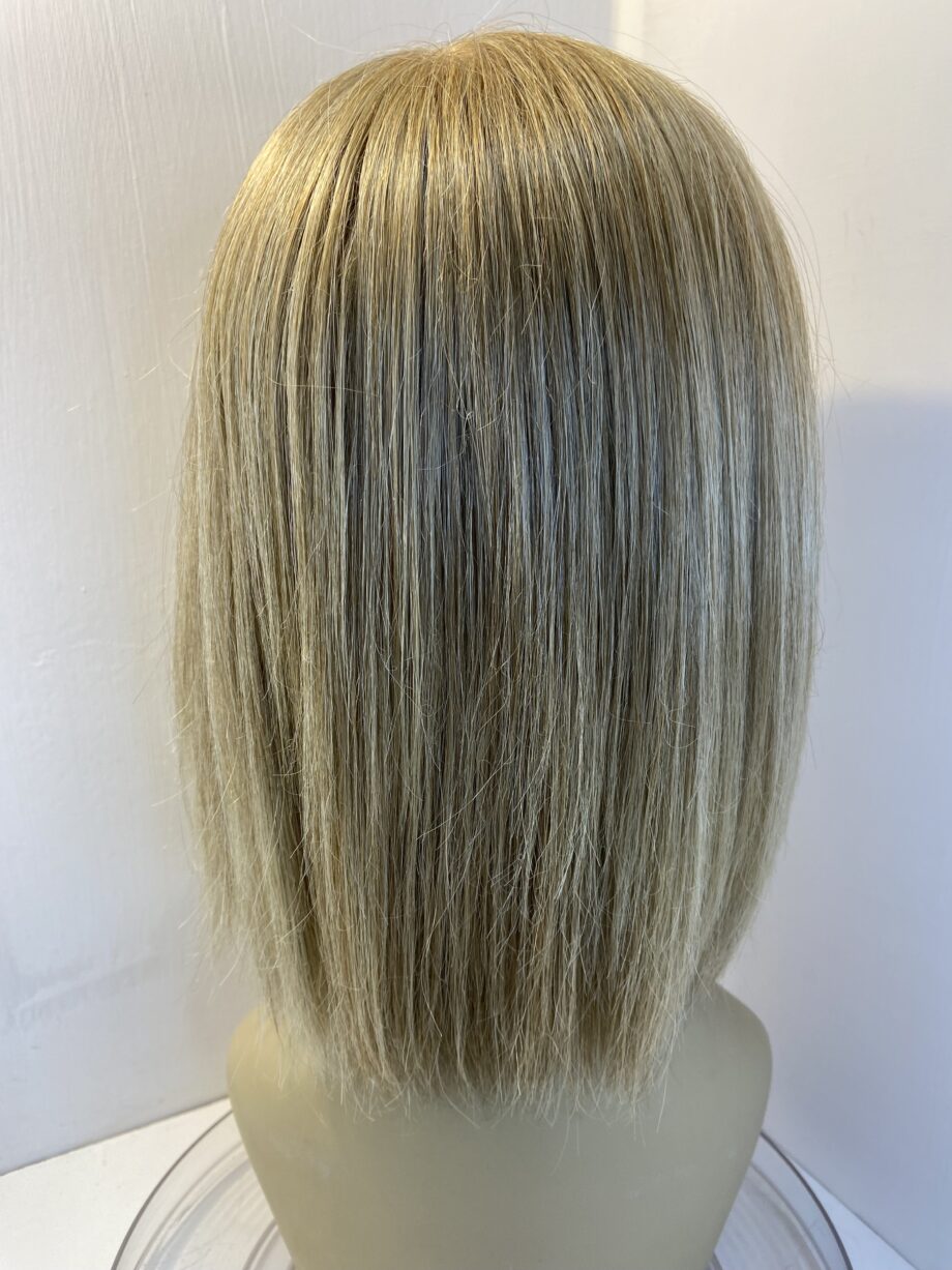 Amore blonde beautiful wig. Blms602