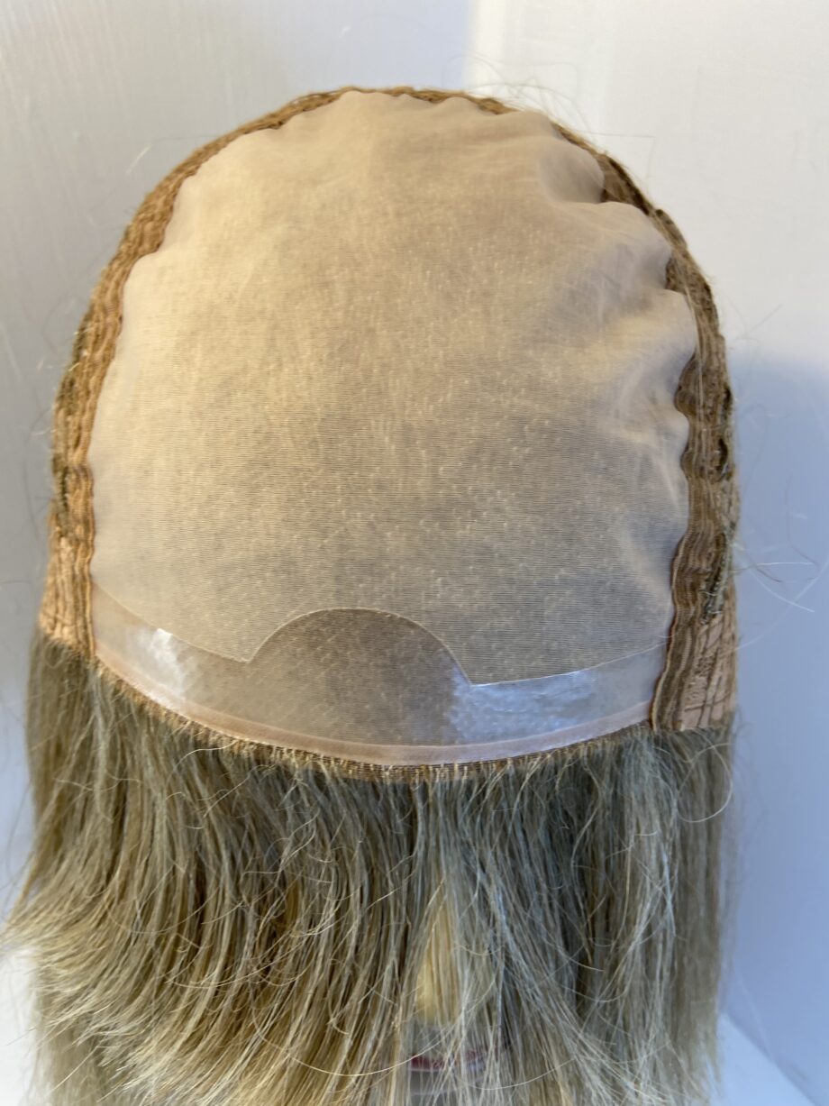 Amore blonde beautiful wig. Blms602