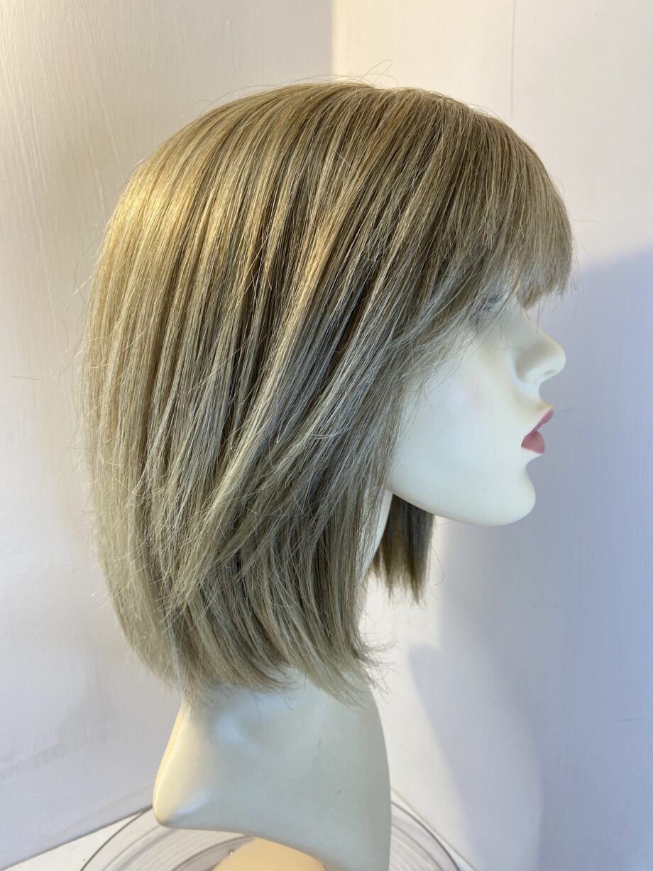Beautiful blonde Amore wig. Blms603