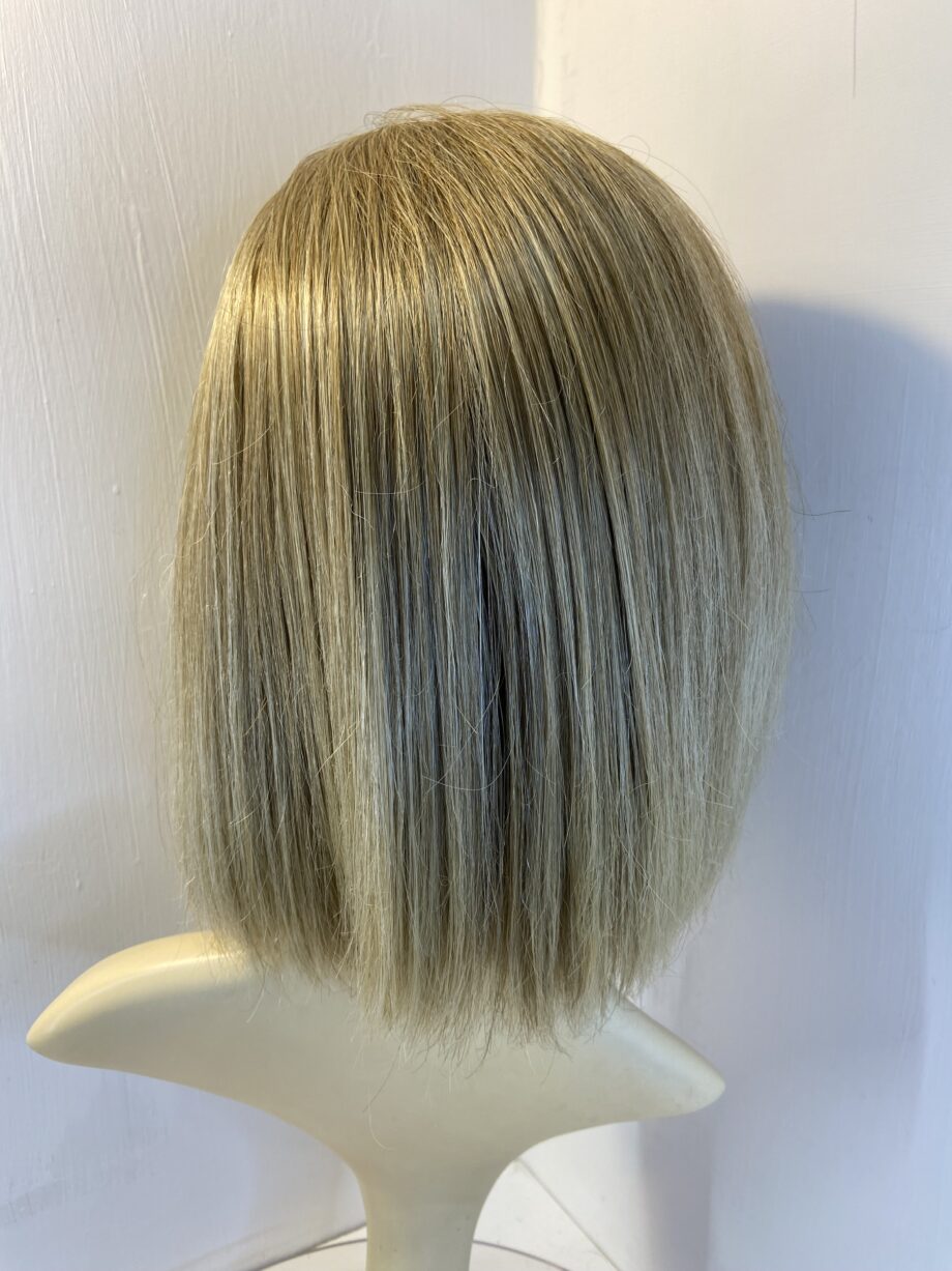 Beautiful blonde Amore wig. Blms603