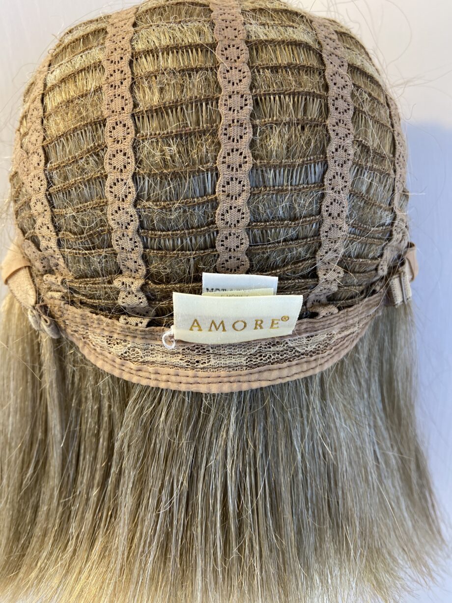 Beautiful blonde Amore wig. Blms603