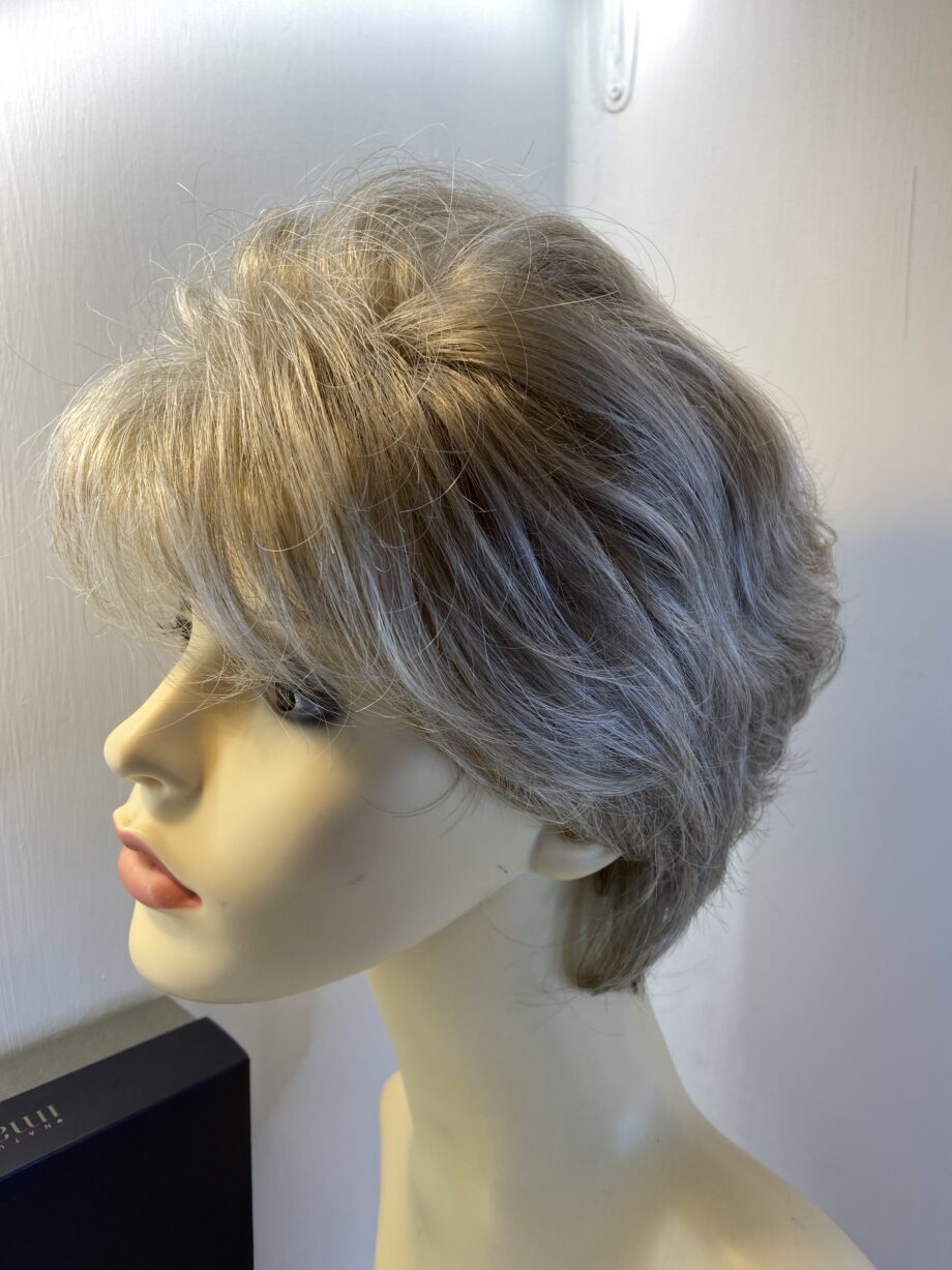 Blonde / grey beautiful natural image wig. Bgsw780