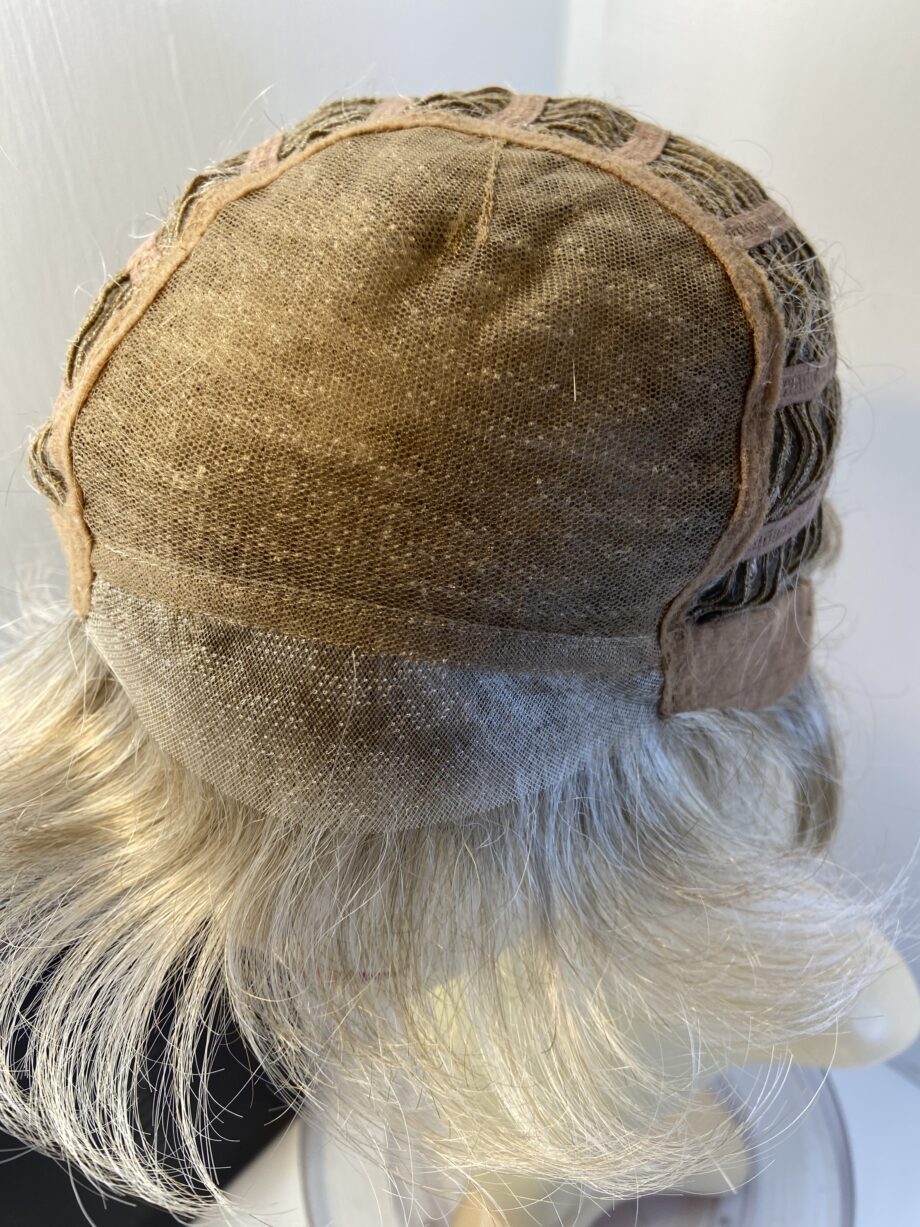 Blonde / grey beautiful natural image wig. Bgsw780
