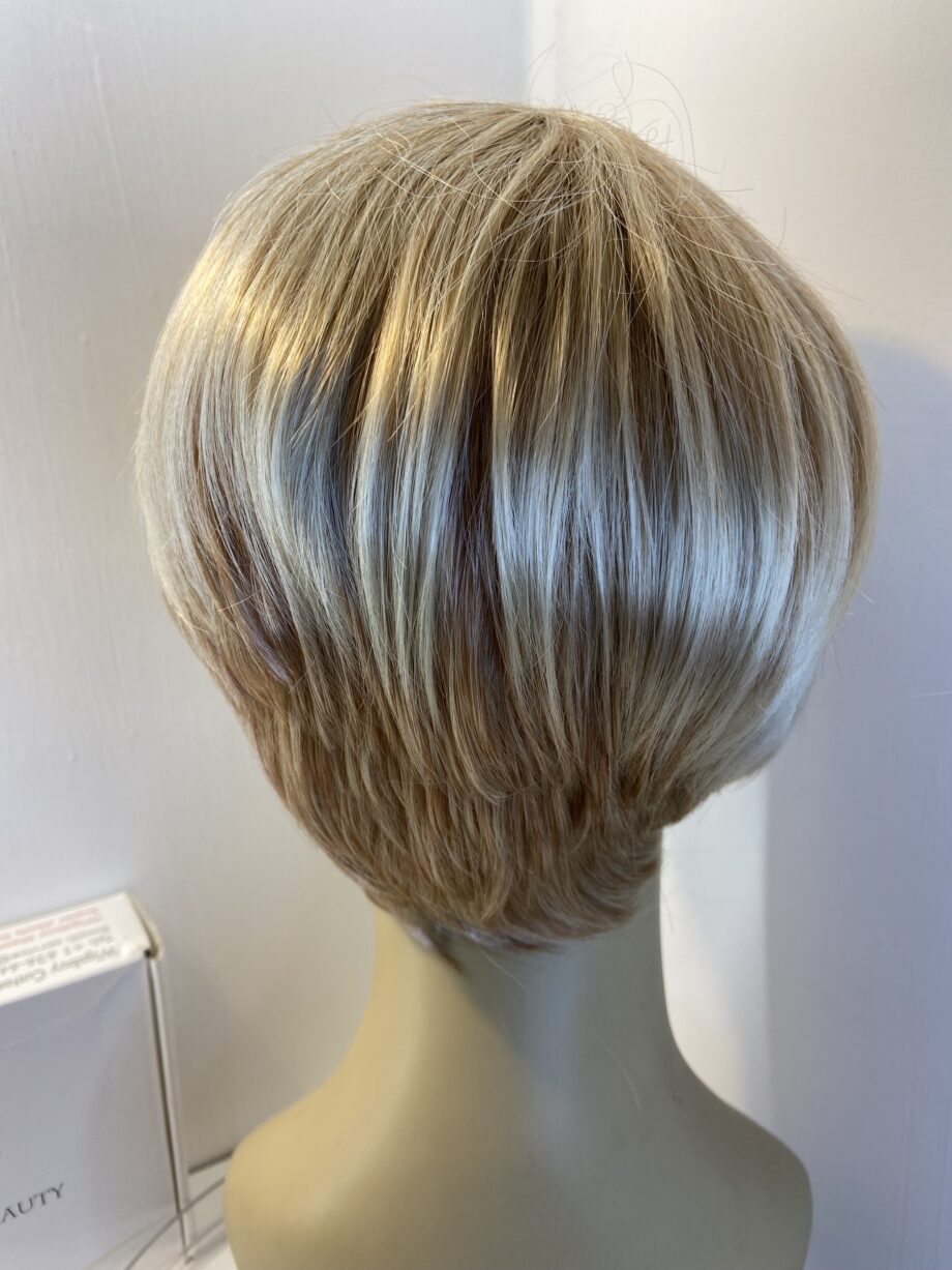 New blonde wigsbury wig. Bblss481
