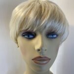 New blonde short wig. Blss607