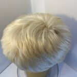 New blonde short wig. Blss607