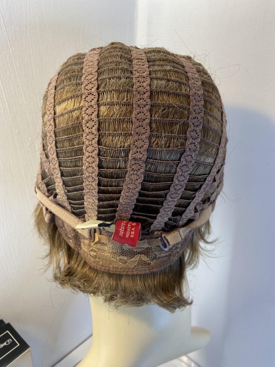 Short brown bear boxed wig. Bbrss482
