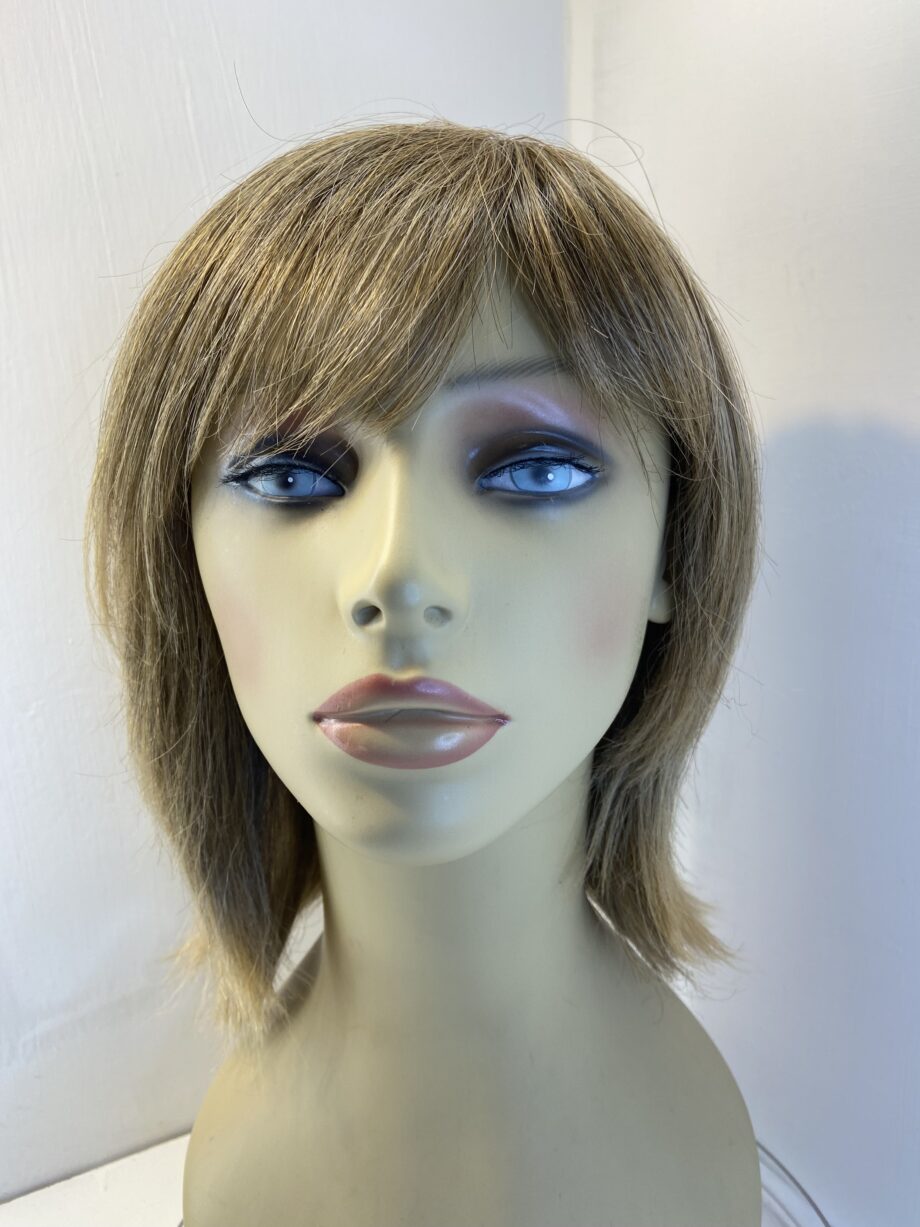 Blonde mid length wig. Blms810