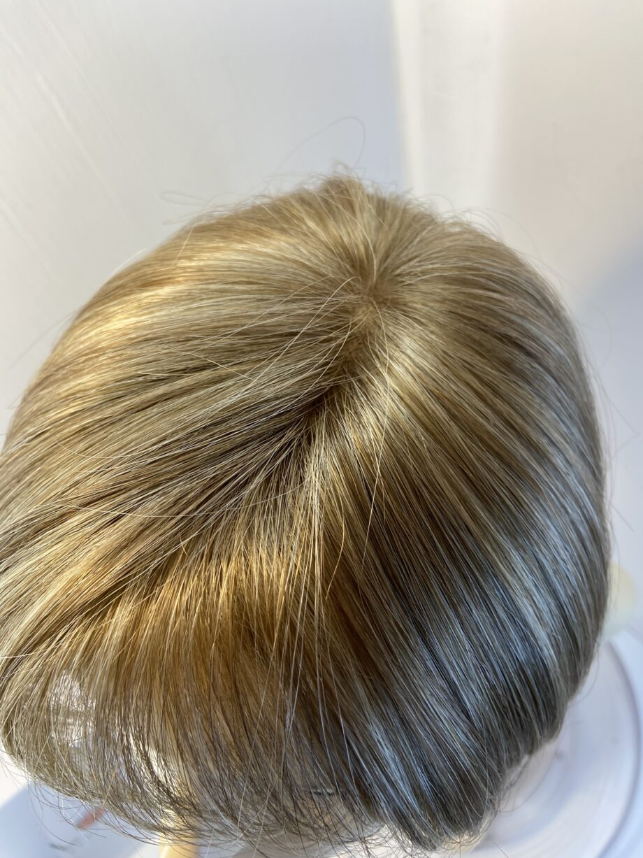 New blonde Lotus wig. Bblms483