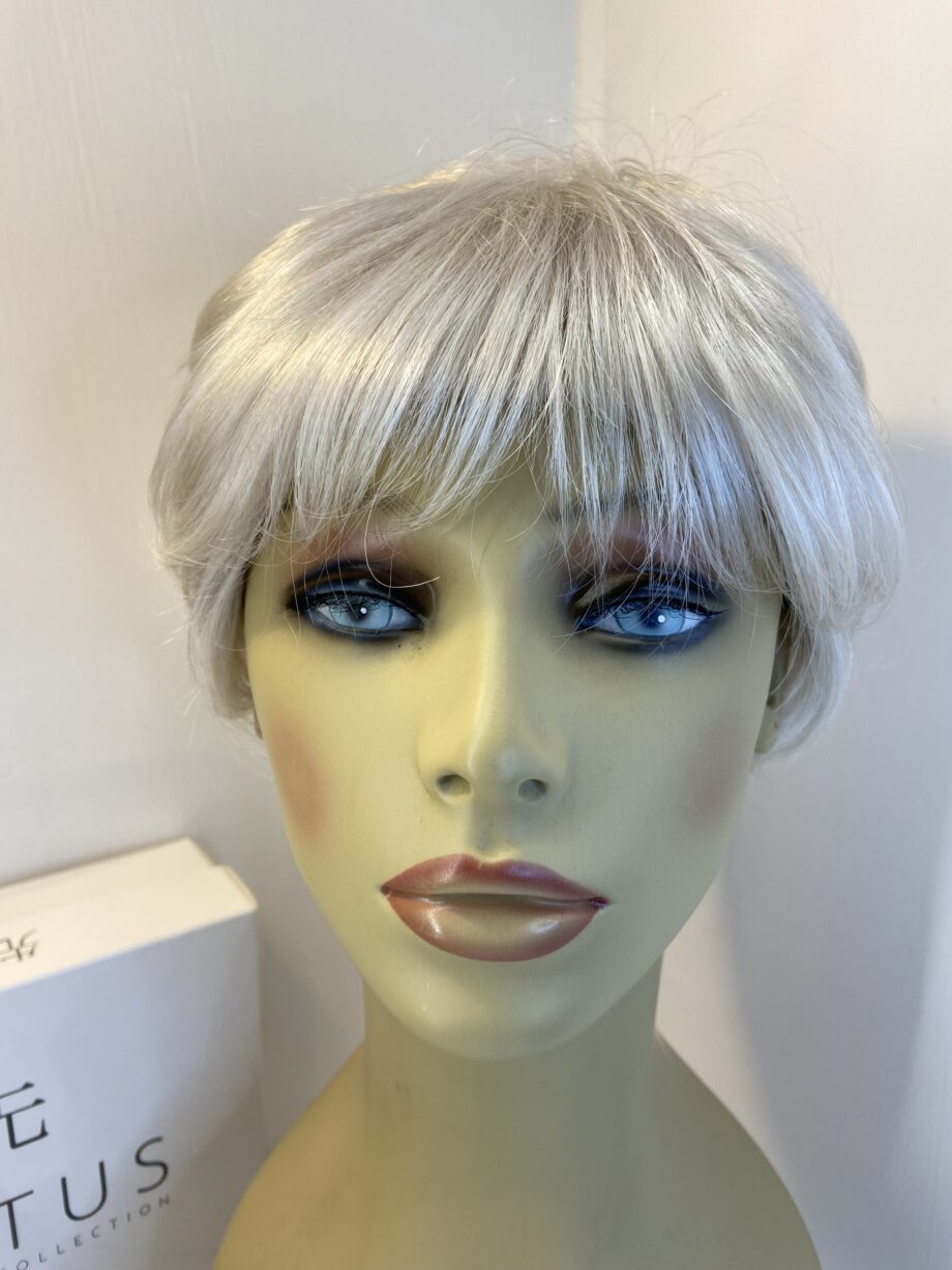 Lotus new silver soft cap wig. Bgss486