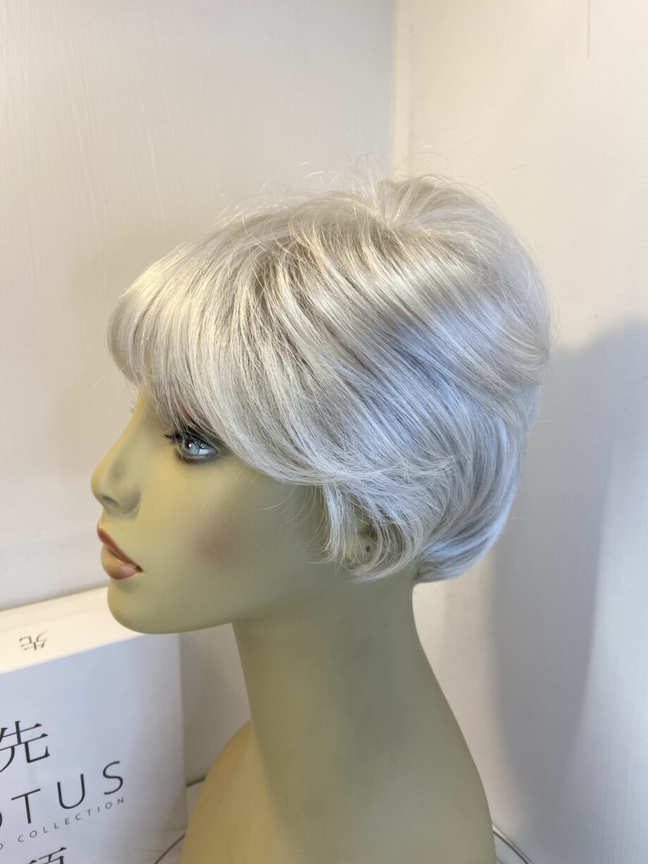 Lotus new silver soft cap wig. Bgss486