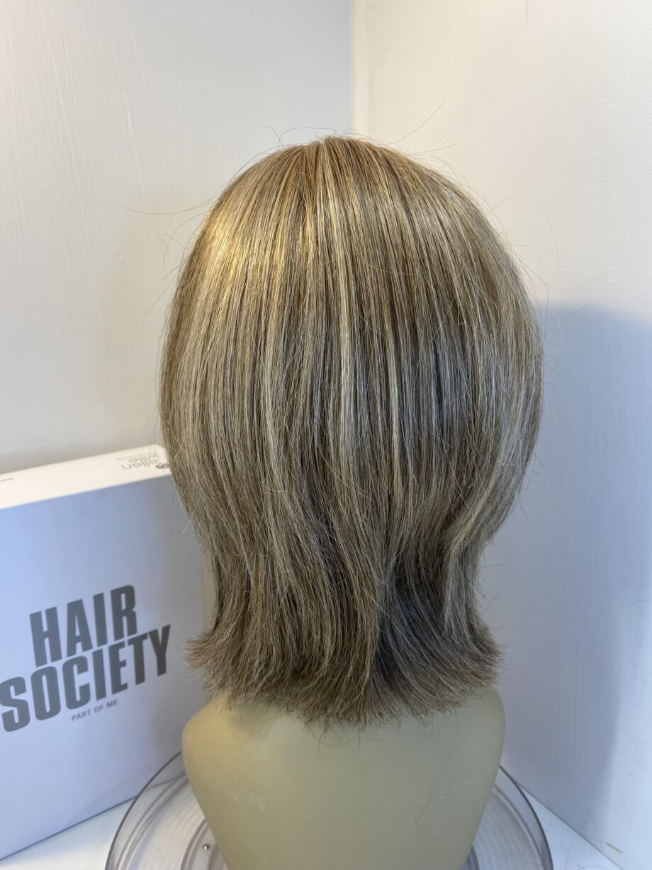 Beautiful blonde Ellen Wille wig. Bblls489