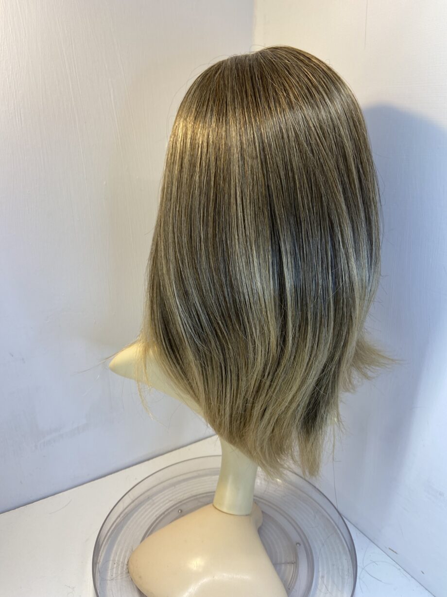 Slinky long blonde hair piece. Blls513