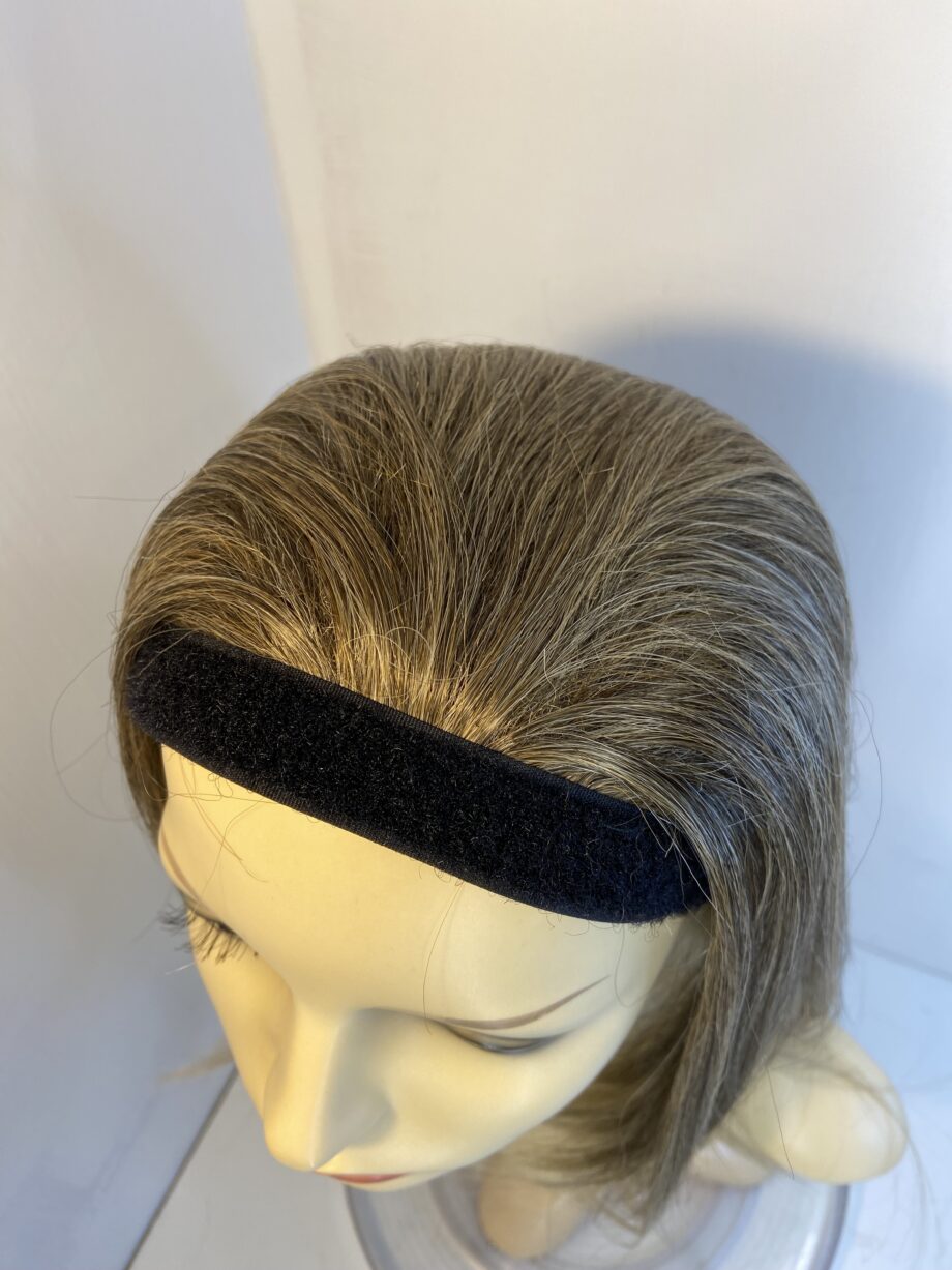 Slinky long blonde hair piece. Blls513