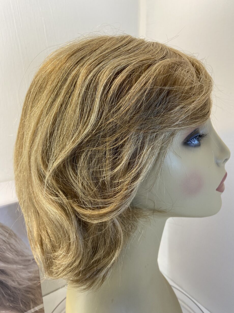 New human hair blonde wig. Bblms491