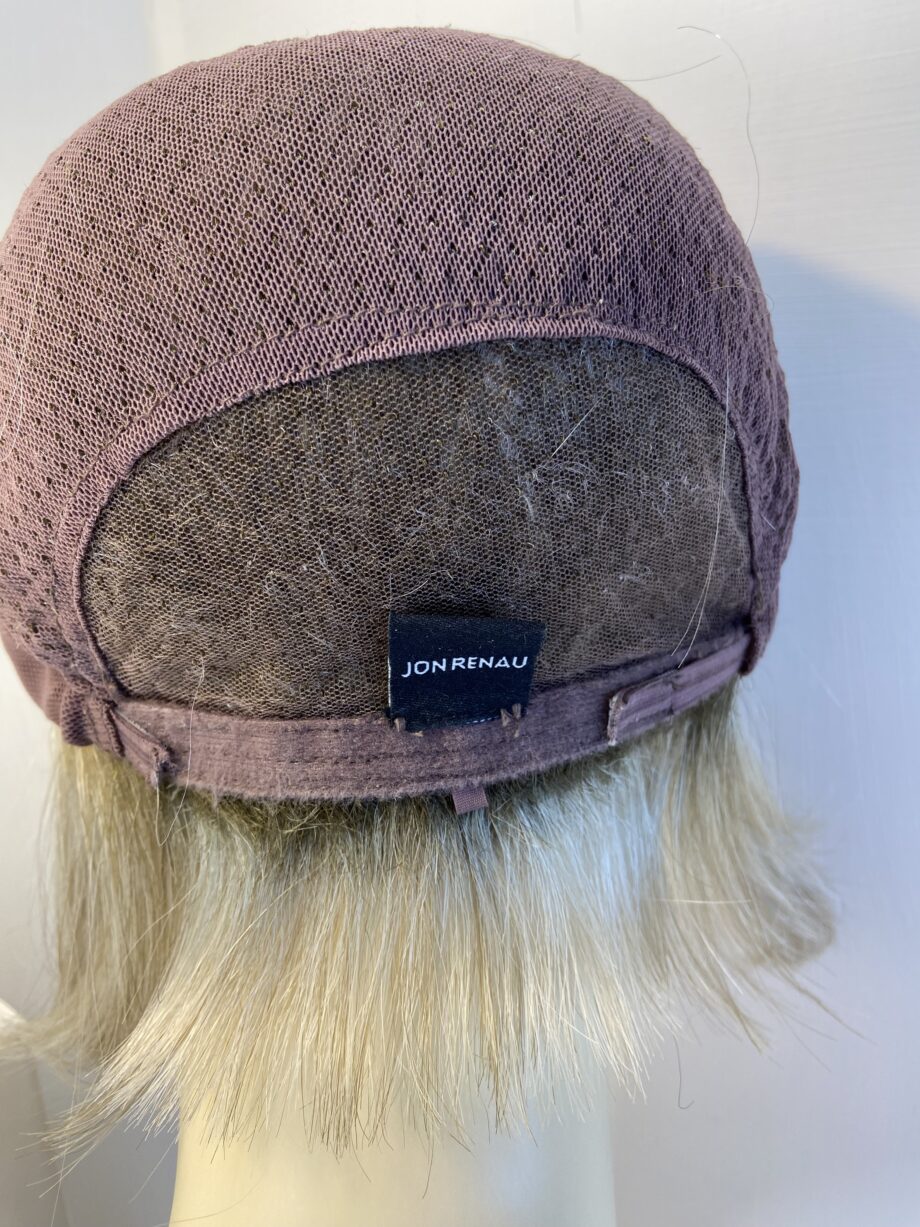 Gorgeous new blonde rooted wig. Bblms499