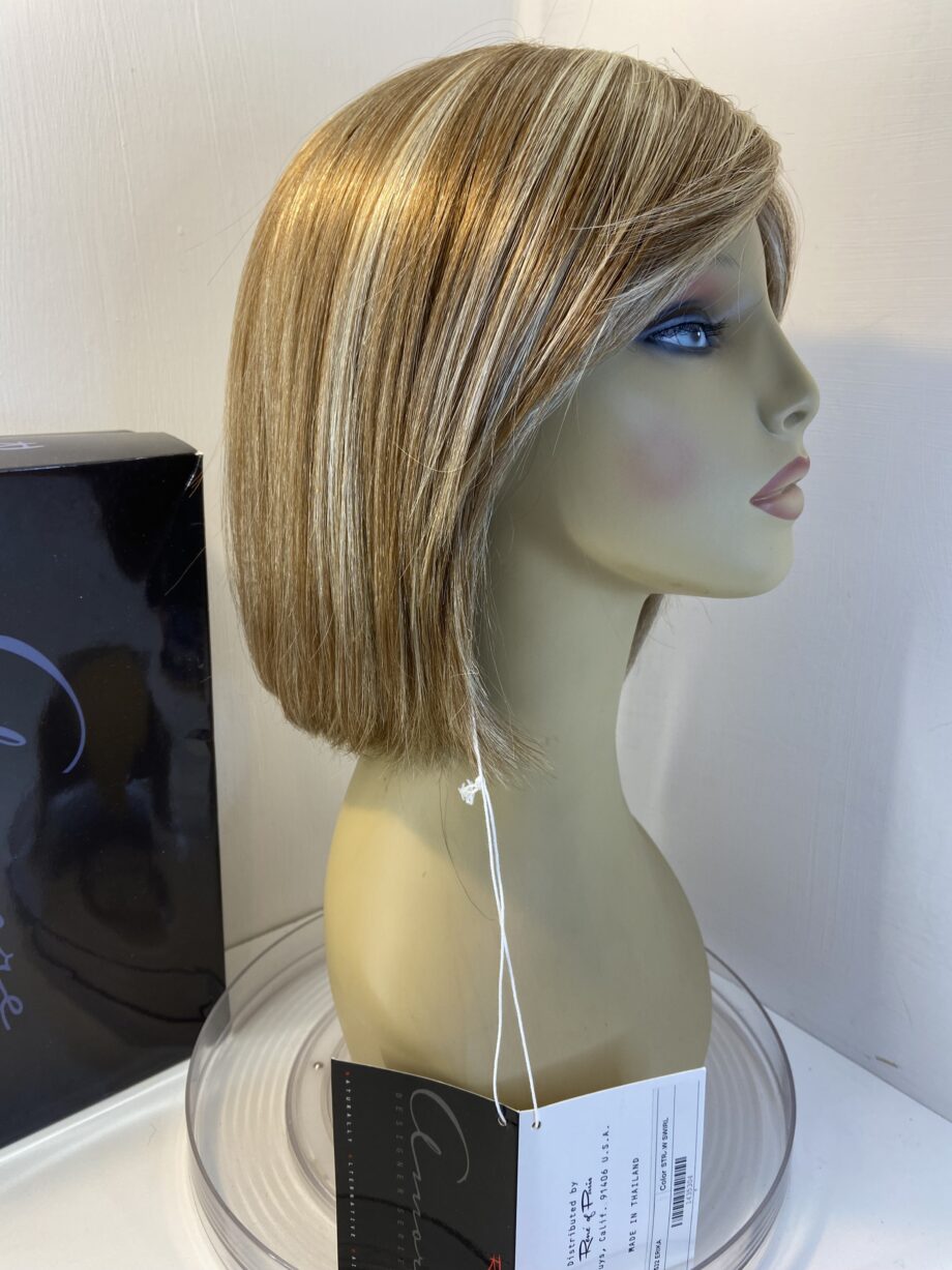 New blonde wig. Bblms496