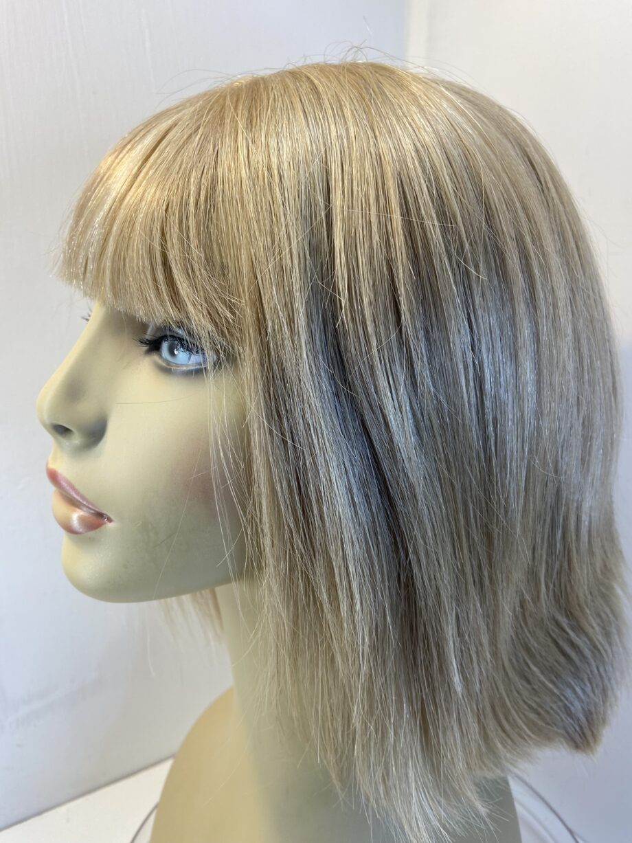 Blonde human hair wig. Boms517