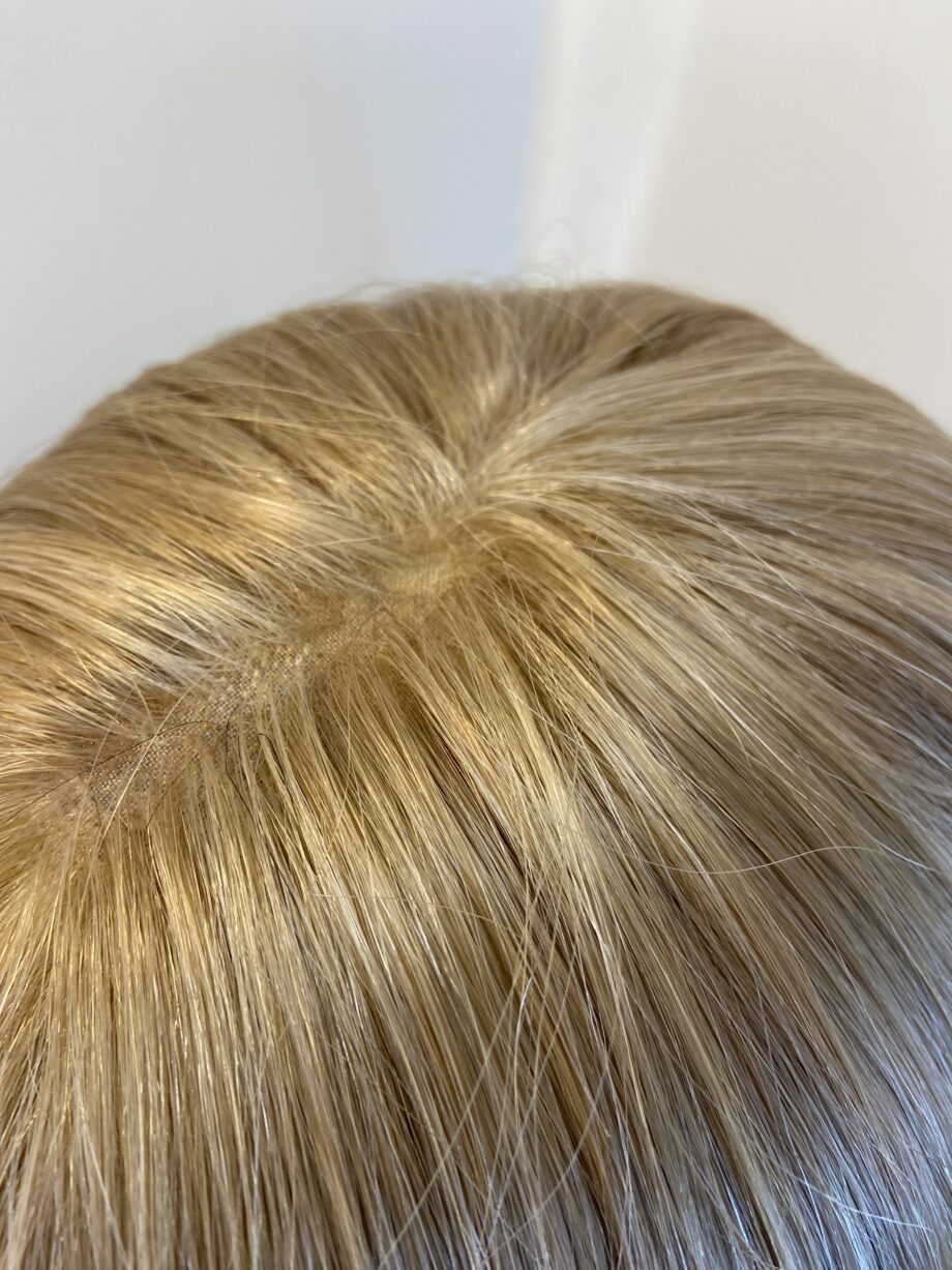 Blonde human hair wig. Boms517