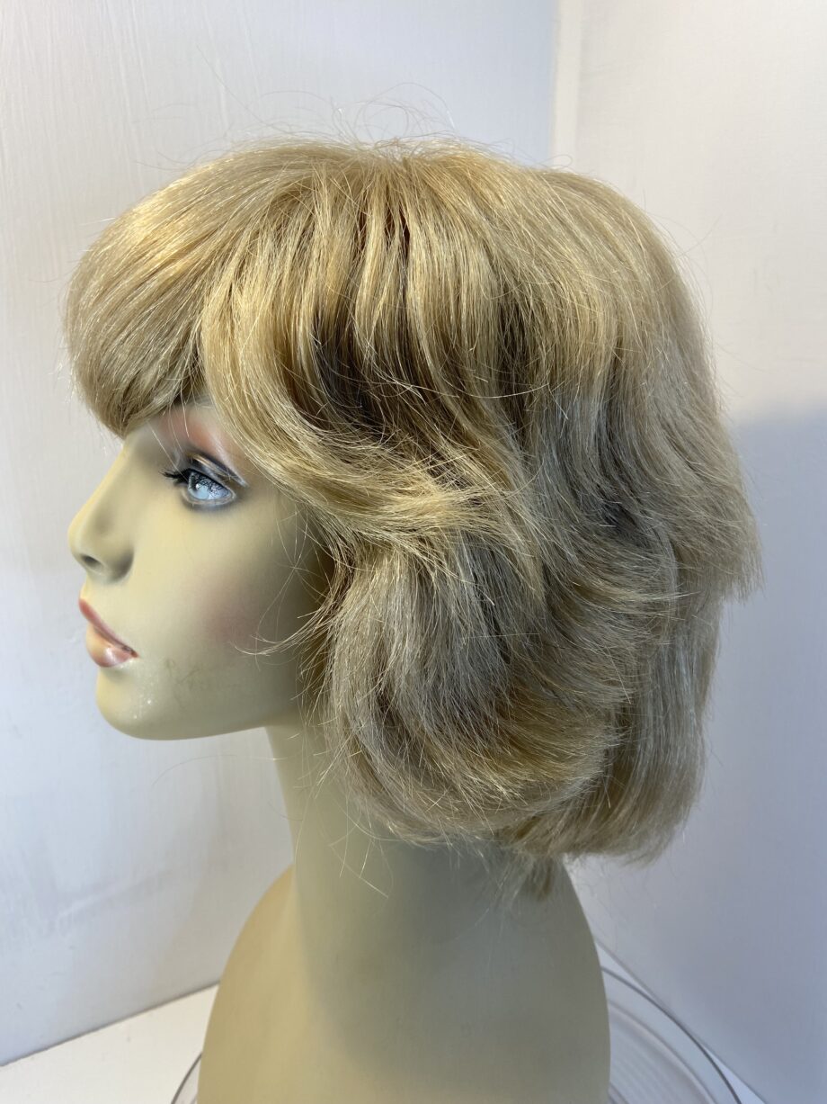 Human hair blonde wig. Blmw516