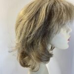 Long blonde wavy wig. Bbllw501