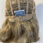 Long blonde wavy wig. Bbllw501