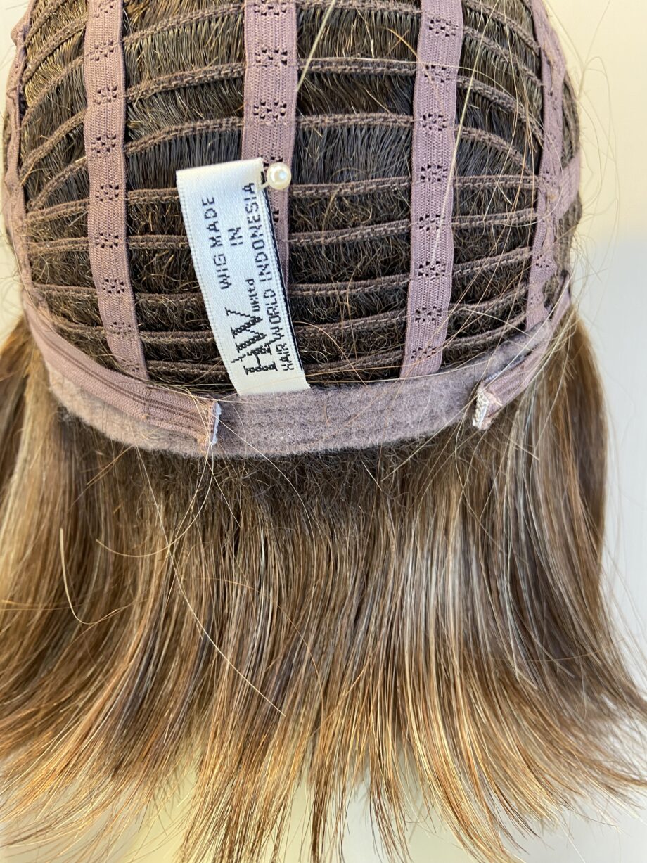 Stunning Shiny brown wig. Bbrms503
