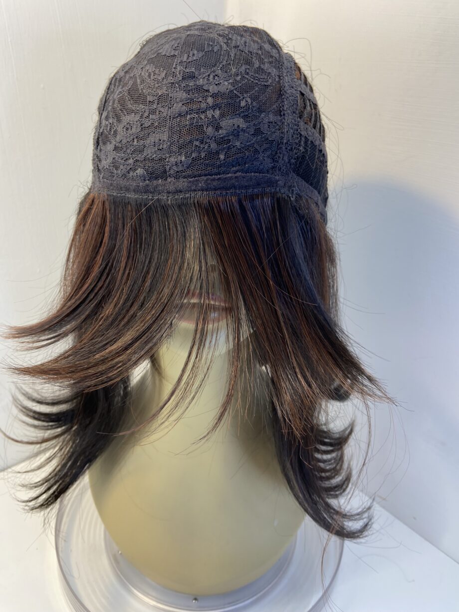 Stunning shiny brown long wig. Bbrlm493