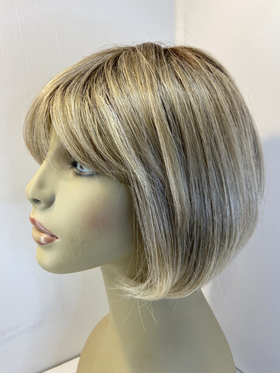 Blonde rooted designer blonde bob. Blms816