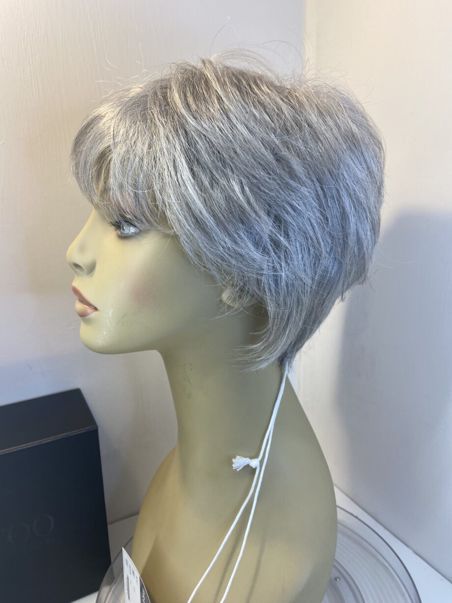 New silver grey Sentoo premium wig. Bgss495