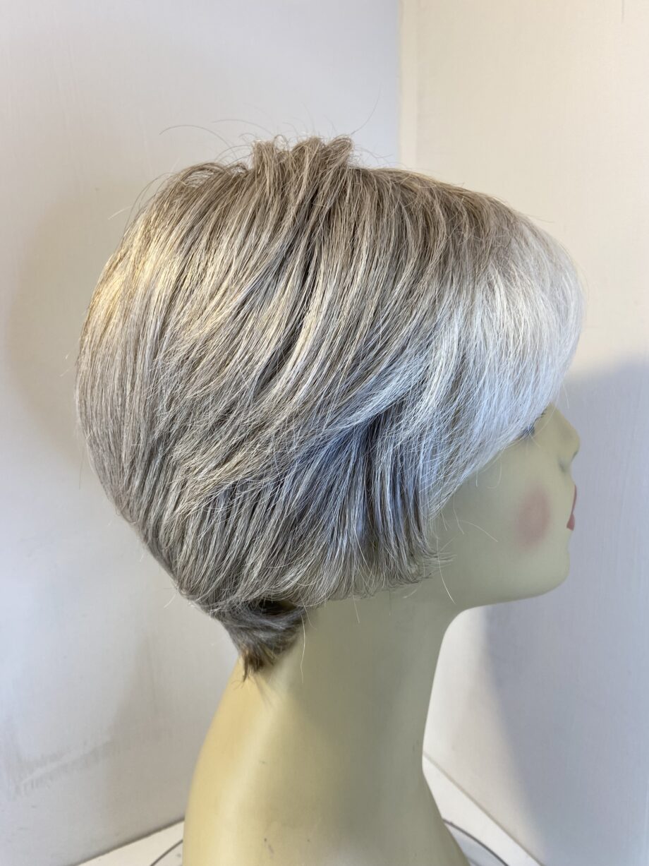 New silver grey white flash soft cap wig. Gss731