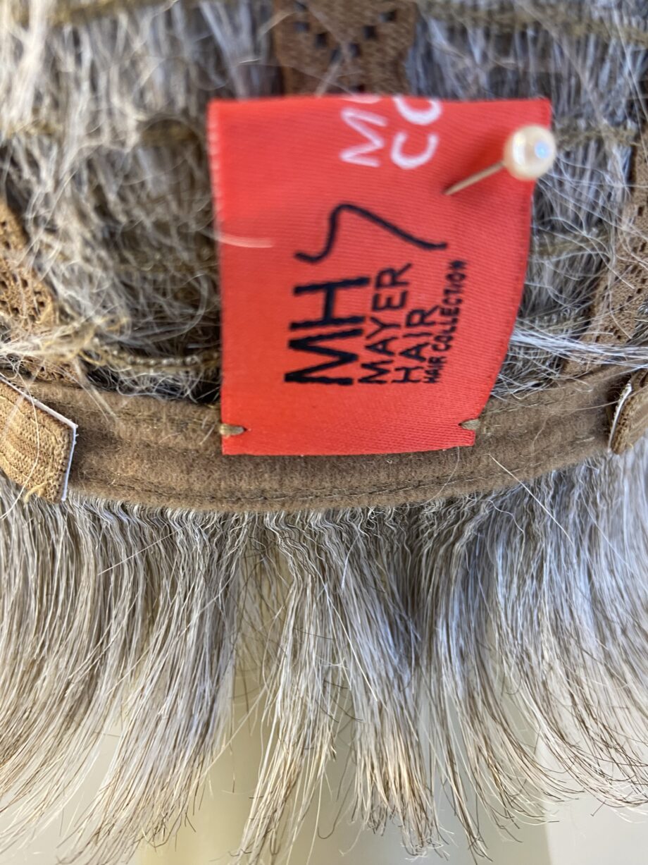 Gray stylish wig. Gms820