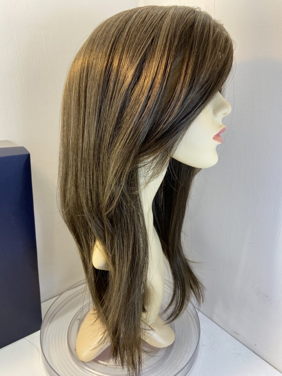 Longe new brown wig. Bbrls493