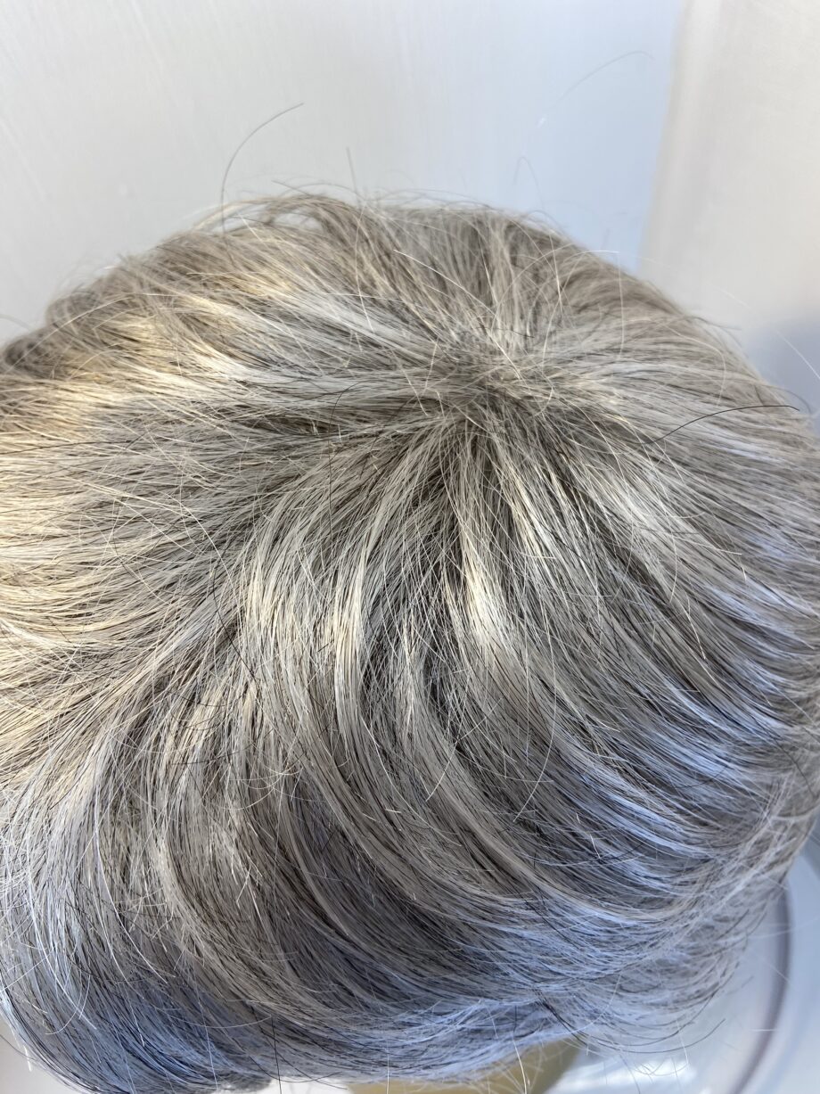 New dimples silver thread wig. Bgss489