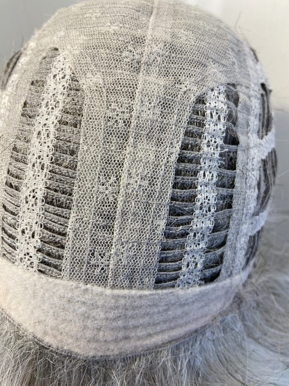 New dimples silver thread wig. Bgss489